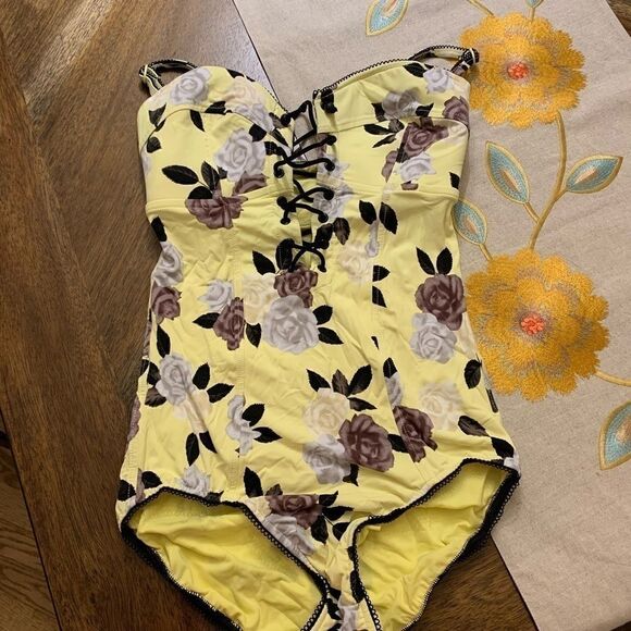 Seafolly Lola rose one piece swimsuit size 6 - Picture 5 of 8